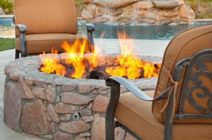 Outdoor Fireplace/Firepits